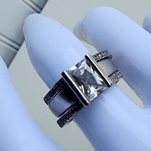 3 Pc - Beautiful Jeulia S 925 Sterling Silver Wedding Bands 7.2 Grams Set Sz 5.5